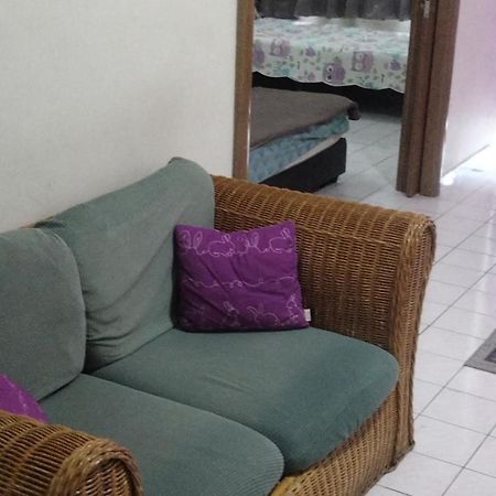 Rosli Homestay Coros Paradise Lagoon พอร์ตดิ๊กสัน ภายนอก รูปภาพ